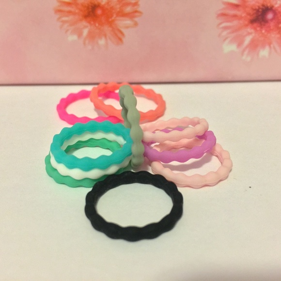 Jewelry - 🎁SIlicone stackable rings - 10-pack